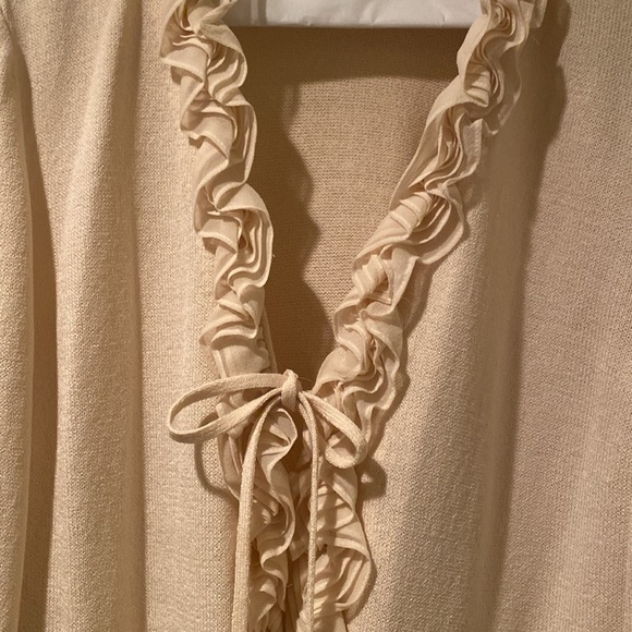 St John Essentials Jacket Cardigan Sweater Santana Knit Silk Ruffled Women's  6 - Picture 7 of 8